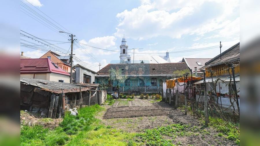 Casă cu 3 camere cu Canalizare în Gherla