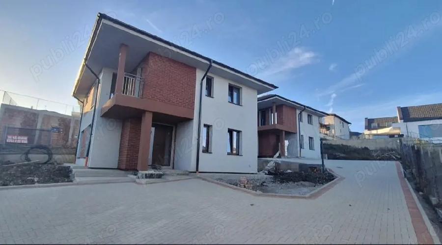 Casă în Dezmir