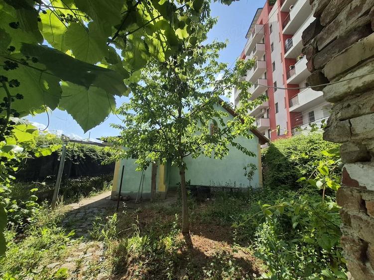 Casă cu 2 camere cu Teren 627 Mp în Girocului