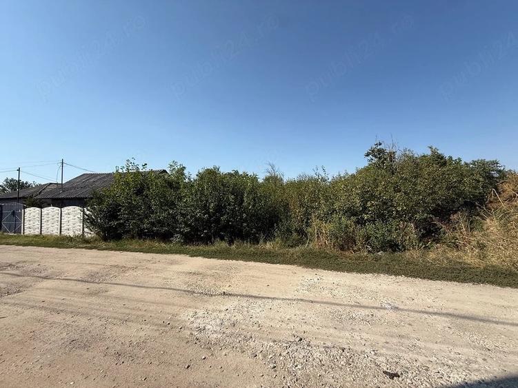 Teren de 2650 mp, în Central