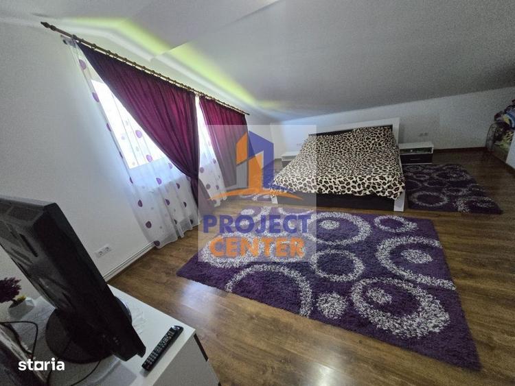 Casă cu 4 camere în Păduroiu din Vale