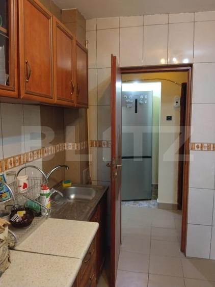 Apartament cu 2 camere semidecomandat, mobilat în Micro 9
