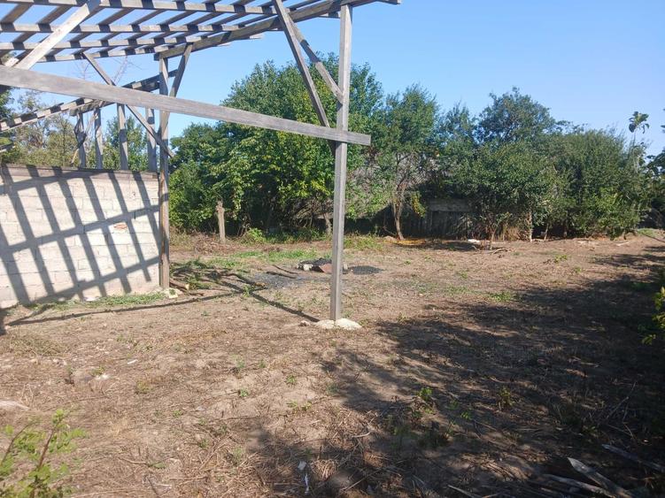 Casă cu 3 camere în Central