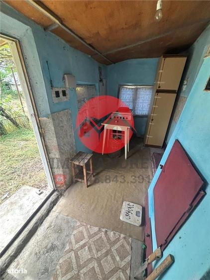 Casă cu 4 camere în Plopul