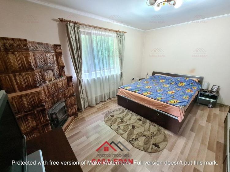 Casă cu 10 camere cu Teren 1676 Mp în Central