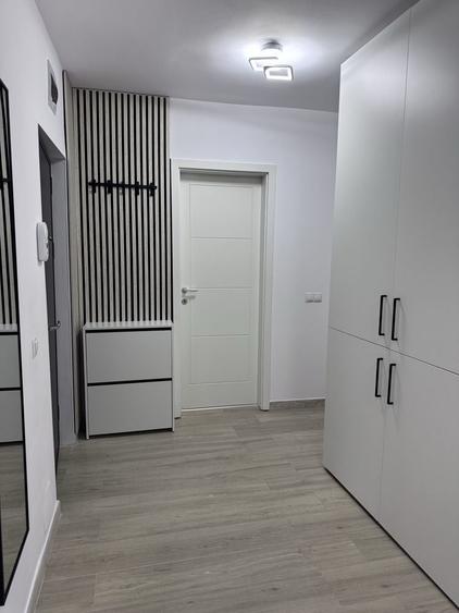 Apartament cu 2 camere decomandat în Dâmbul Rotund
