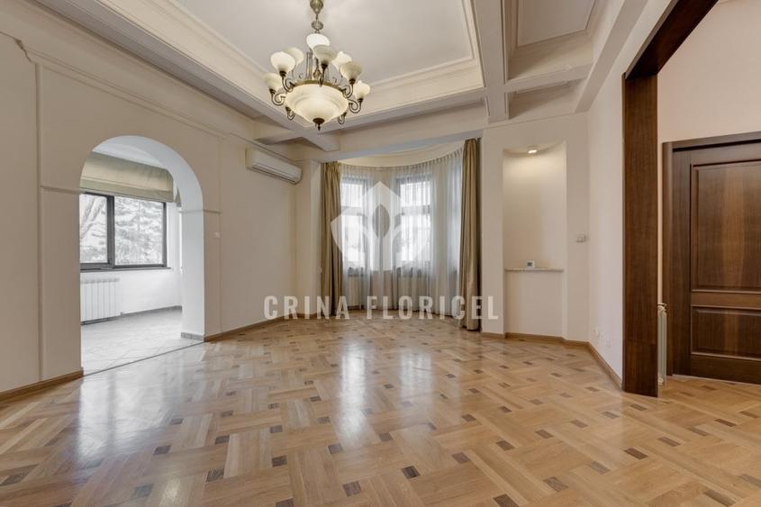 Apartament cu 5 camere, mobilat în Dorobanți
