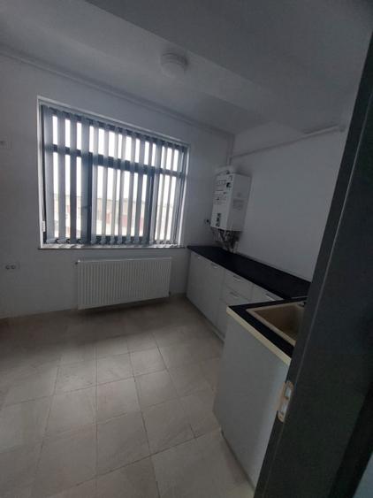 Birou, de 80 mp, în Tomis Nord