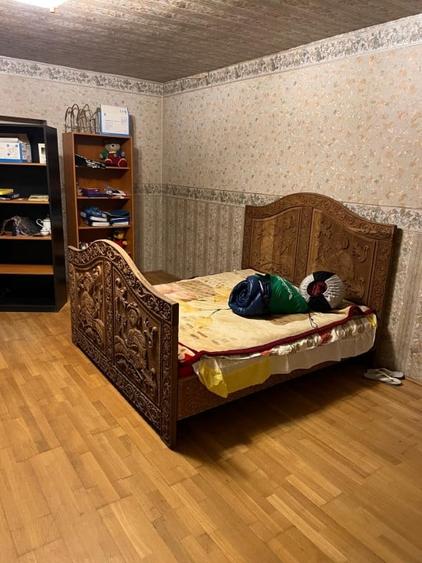 Casă individuală cu 15 camere cu Piscina în Comănești