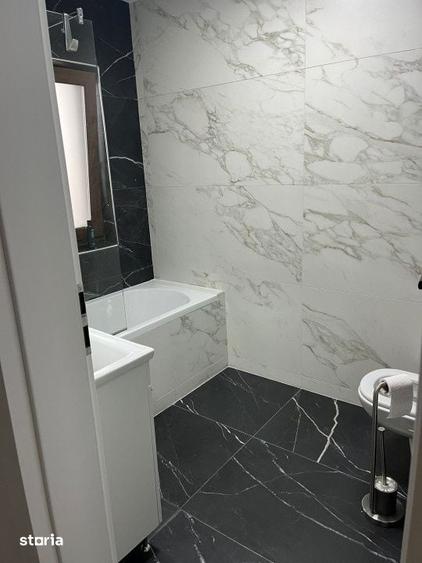 Casă cu 4 camere cu Teren 430 Mp în Dezmir
