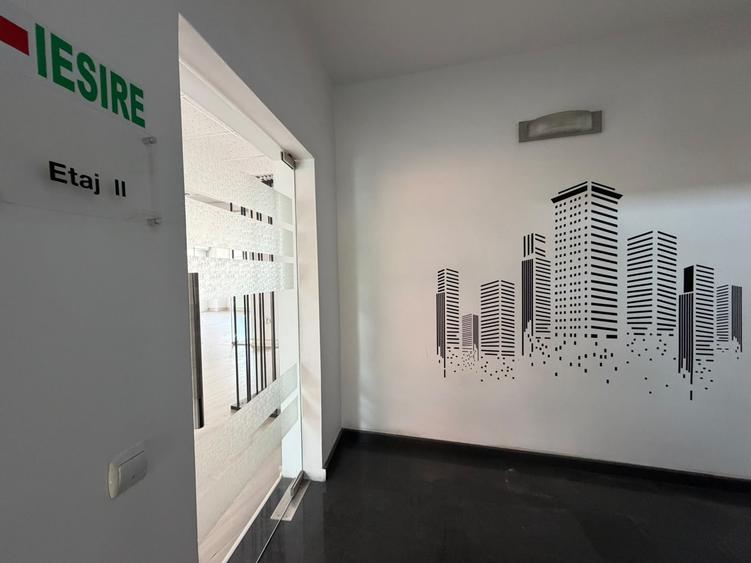 Birou, de 880 mp, în Cotroceni