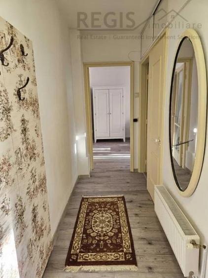 Apartament cu 2 camere semidecomandat în Centrul Civic