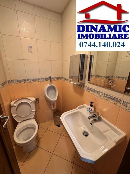 Spațiu comercial, de 71 mp, în Central
