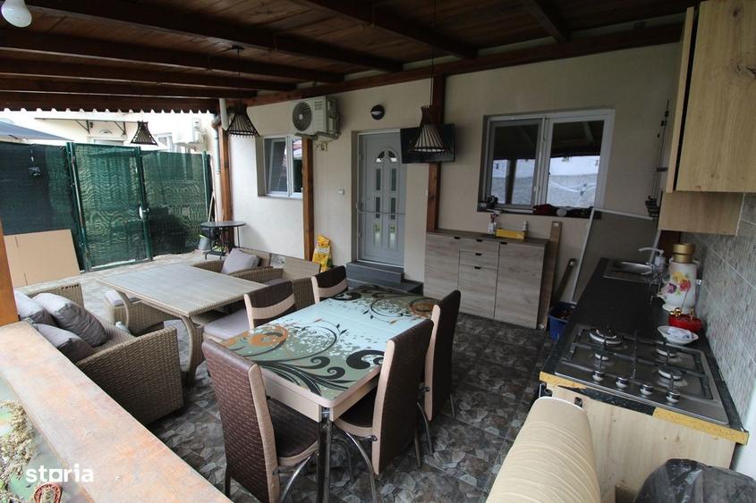 Casă cu 5 camere cu Teren 425 Mp în Central