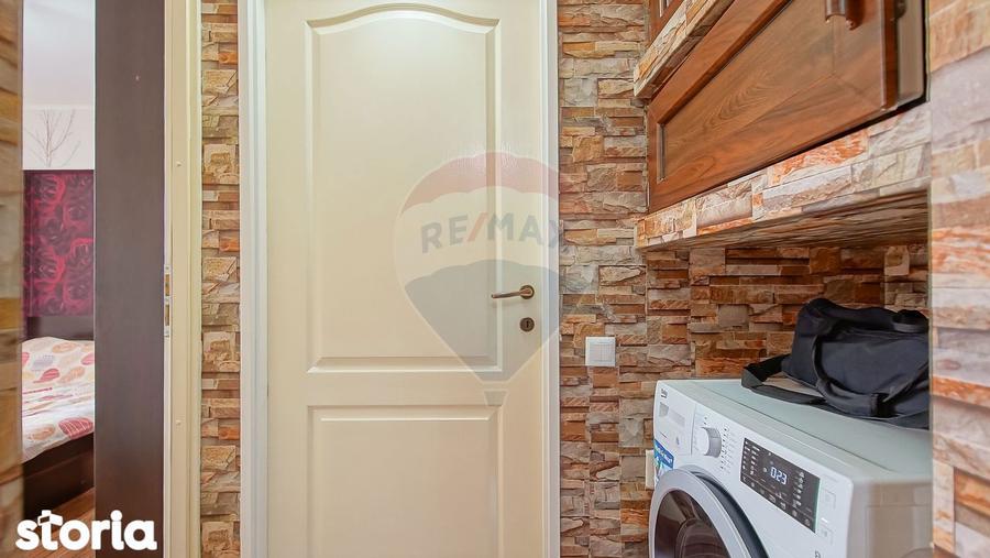 Apartament cu 2 camere decomandat în Triaj