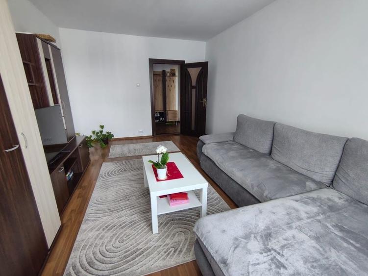 Apartament cu 2 camere decomandat în Mureșeni