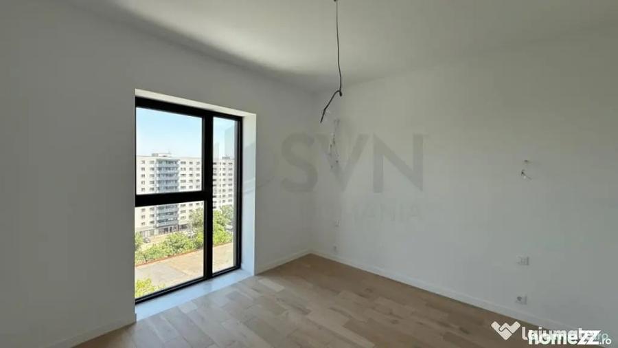 Apartament cu 4 camere decomandat în Cotroceni