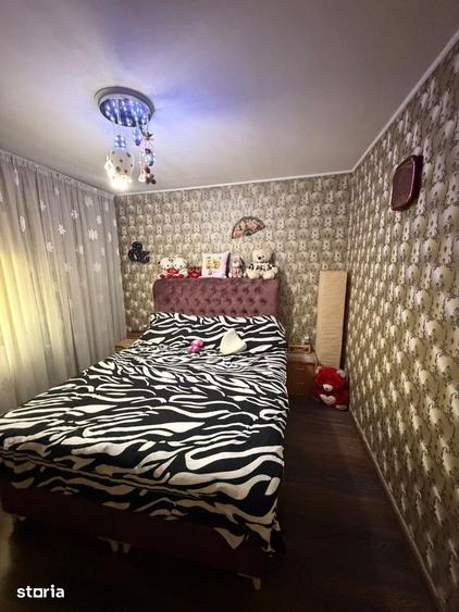Apartament cu 4 camere semidecomandat în Crângași