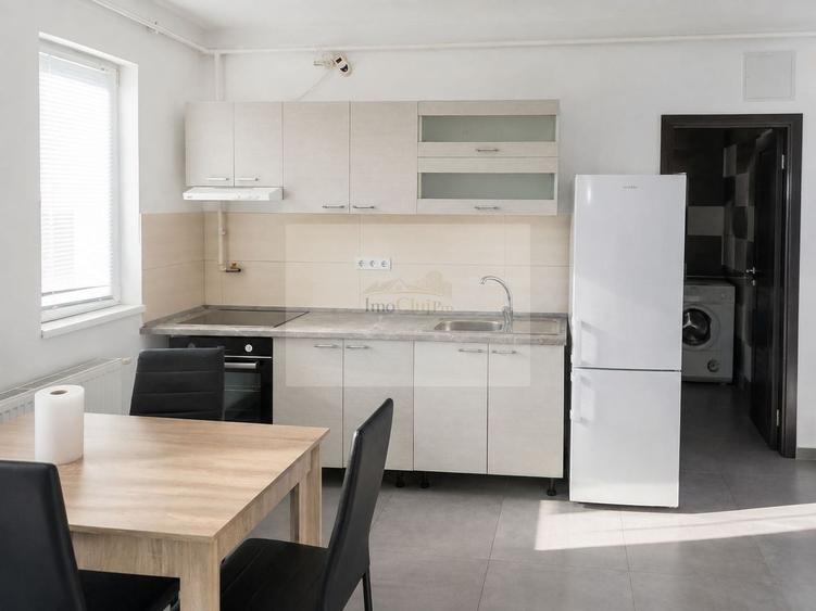 Apartament cu 3 camere semidecomandat, mobilat în Iris