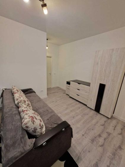 Apartament cu 2 camere semidecomandat în Exterior Vest