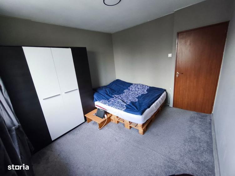 Apartament cu 3 camere decomandat în Colentina