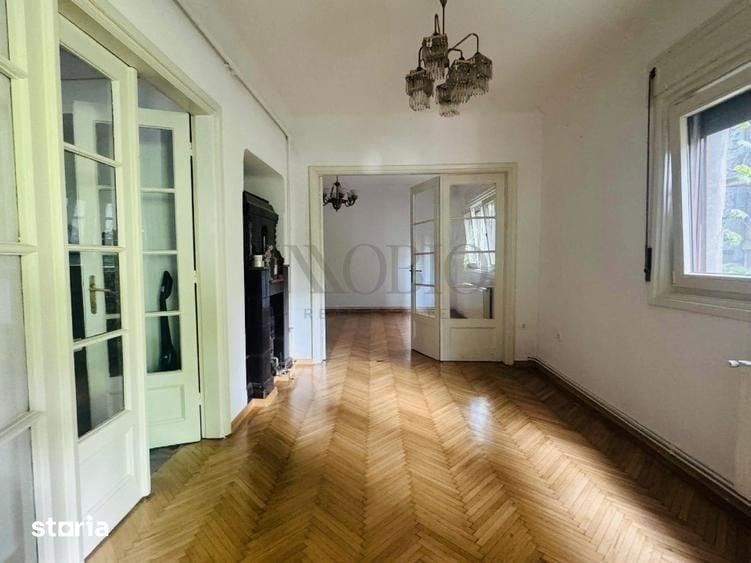 Apartament cu 5 camere în Floreasca