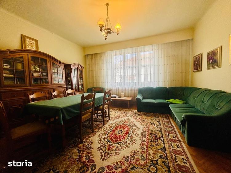 Casă cu 3 camere cu Teren 320 Mp în Orașul Vechi