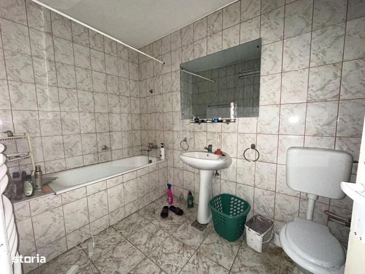 Casă cu 4 camere în Iosia