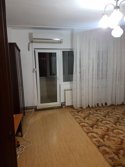 Apartament cu 2 camere decomandat în Vitan Mall