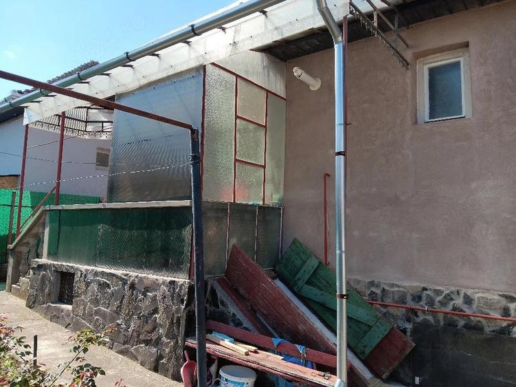 Casă cu 3 camere cu Teren 4 Mp în Central