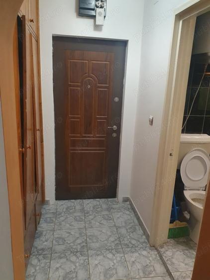 Garsonieră semidecomandată în Județean