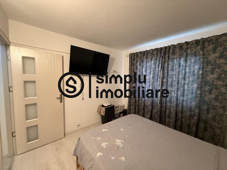 Apartament cu 3 camere decomandat, mobilat în Rovine