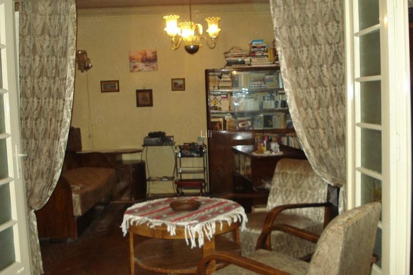 De vanzare casa, in zona Balcescu