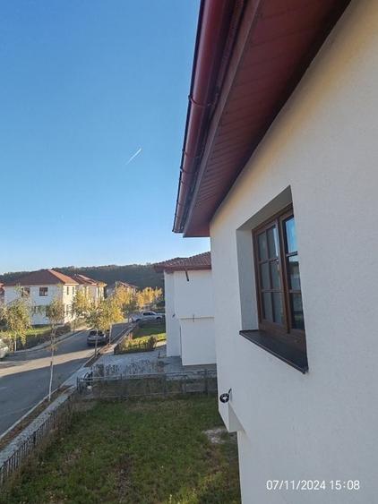 Casă individuală cu 4 camere cu Canalizare în Corbeanca