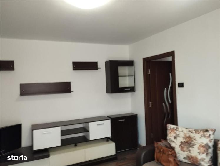Apartament cu 2 camere semidecomandat în Ultracentral