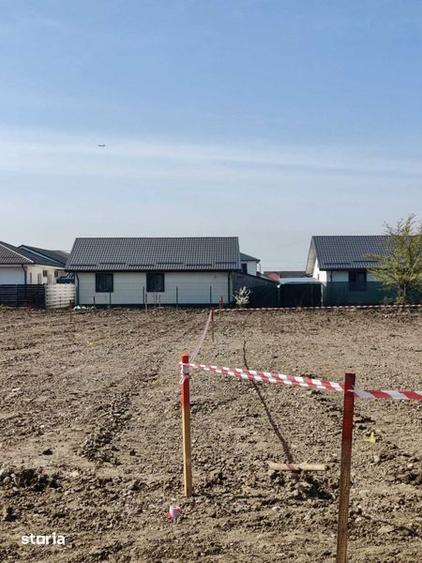 Terenul intravilan unde poti face casa imediat - zona deja dezvoltata - 1