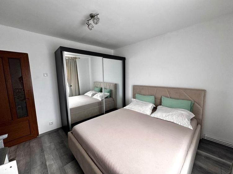 Apartament cu 3 camere în Dorobanți