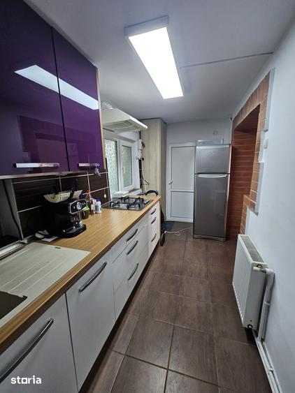 Casă cu 3 camere cu Teren 389 Mp în Ștefănești