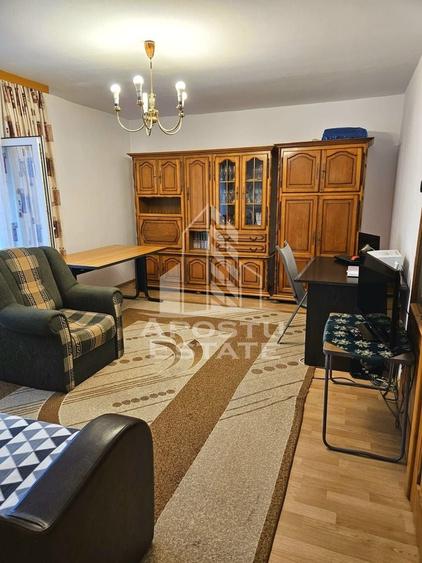 Apartament cu 3 camere decomandat, mobilat în Fortuna