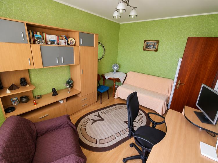 Apartament cu 2 camere decomandat în Militari