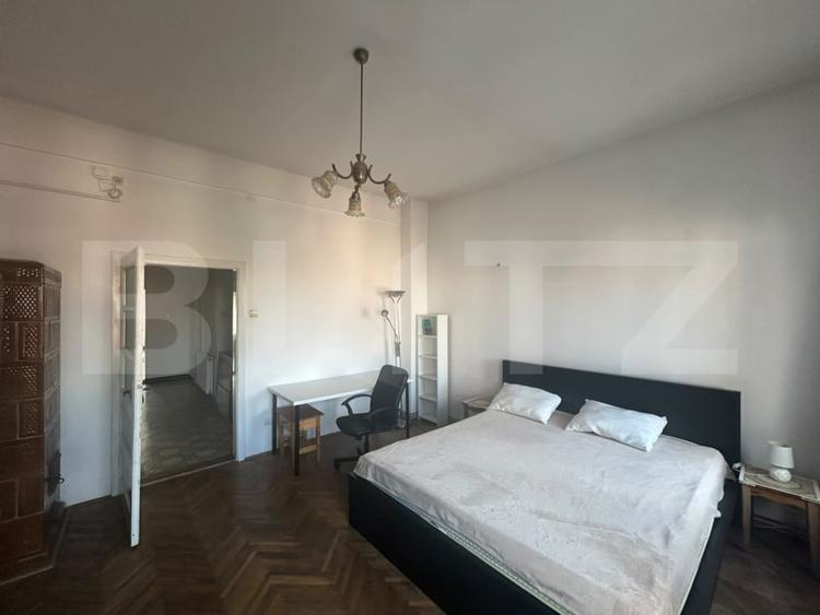Apartament Spațios, 2 camere, decomandat, Zona Ultracentral - 4