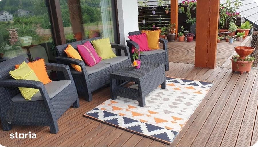 Casă cu 6 camere cu Teren 1500 Mp în Marginea