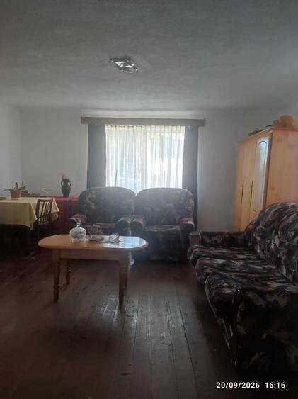 Casă cu 4 camere în Central