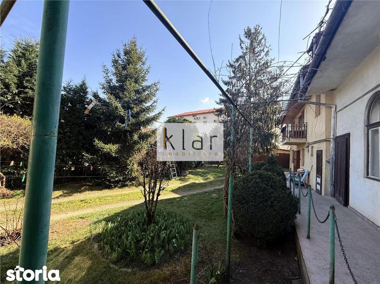 Casă cu 10 camere cu Teren 682 Mp în Mărăști