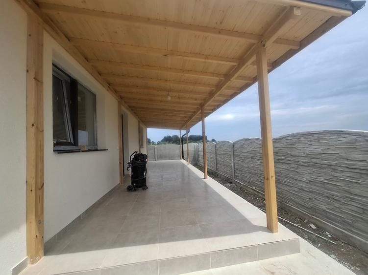 Casă individuală cu 3 camere cu Teren 300 Mp în Clinceni