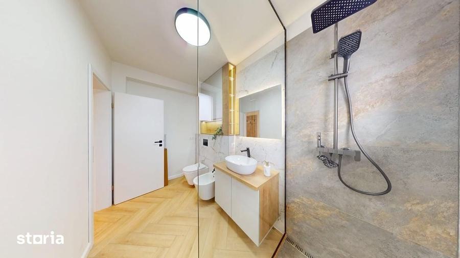 Apartament cu 2 camere decomandat în Central