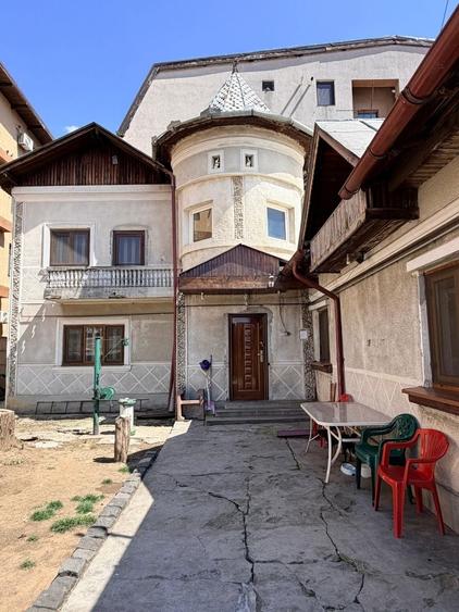 Casă cu 3 camere cu Teren 270 Mp în Bucureștii Noi