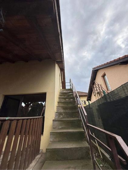 Casă cu Teren 250 Mp în Central