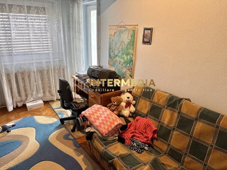 APARTAMENT 3 CAMERE DECOMANDAT I 81 MP I CENTRU I 2 BALCOANE I - 20