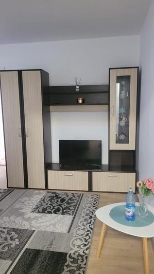 Apartament cu 2 camere decomandat în Tomis Nord